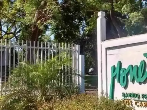 Casa  en Venta en Monet Barrio Privado, Campana, G.B.A. Zona Norte