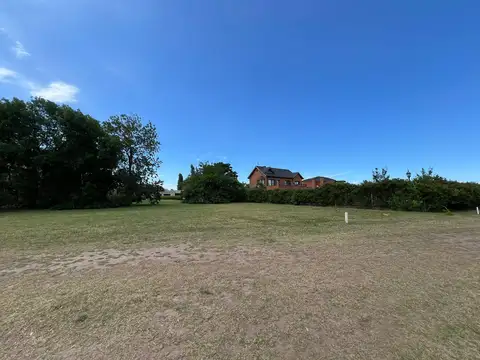 Venta Lote 1.500 M2 barrio Haras Santa Maria Las Lomas Escobar