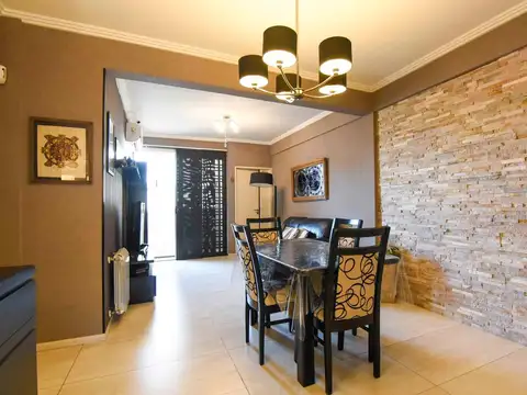Depto Tipo Casa en Venta de 4 ambientes