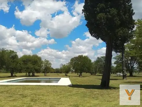 Terreno en Venta 27  mts Fondo