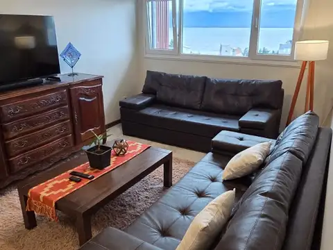 Venta Departamento Céntrico con Vista al Lago 