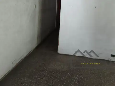 Depto Tipo Casa en Venta 50 años