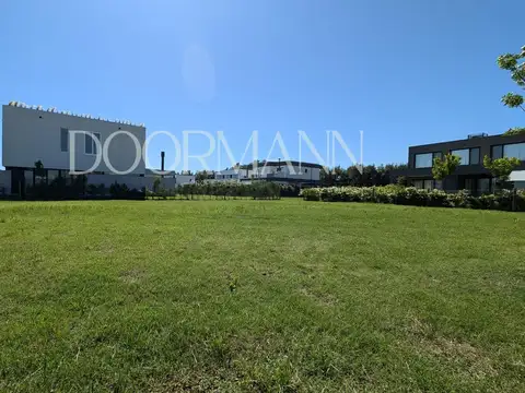 Terreno en Venta de 677,0 m2