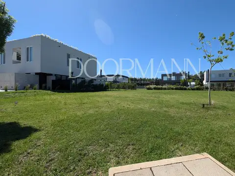 Terreno en Venta en Nordelta Carpinchos, USD 265.000