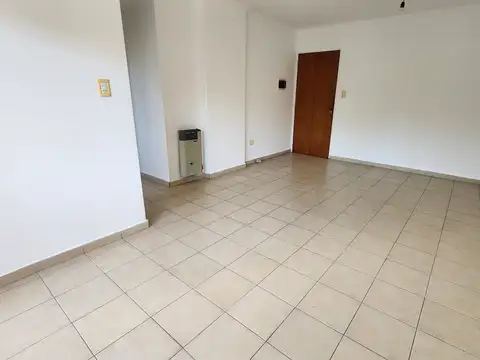 San Martín 1500, Piso 1