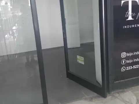 Local en Venta 1 año