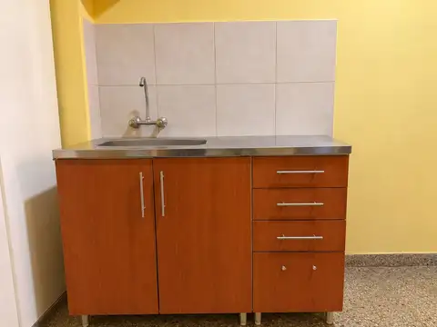 Departamento en Alquiler en Caseros, $ 400.000
