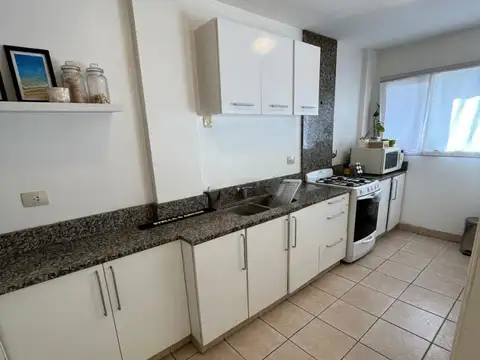 Departamento en Alquiler en La Perla Sur, $ 800.000
