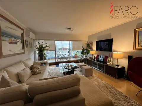 Departamento en Alquiler de 3 dormitorios