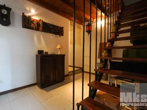 Depto Tipo Casa en Venta 60 años