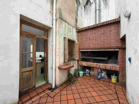Depto Tipo Casa en Venta 82 años