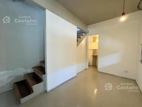Depto Tipo Casa en Venta de 1 dormitorio