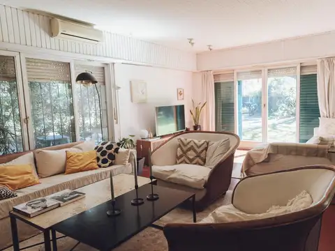 Casa en Venta en Malvinas Argentinas, USD 240.000