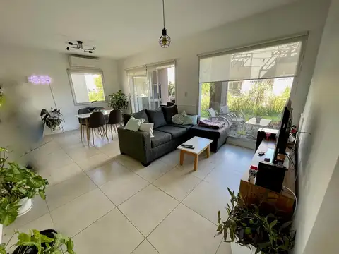 Lagos del Sendero 100