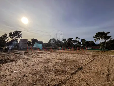 Terreno en Venta en Pinamar, USD 35.000