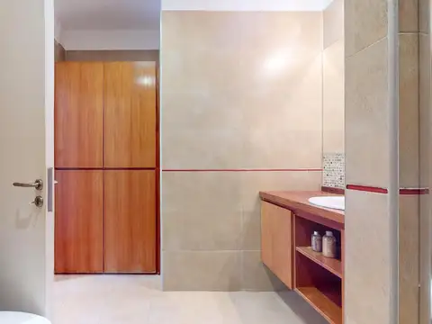 Casa venta Manuel B Gonnet con pileta