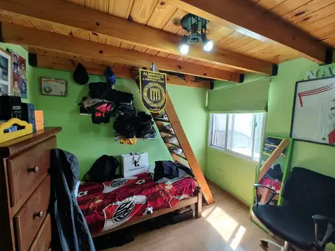 OPORTUNIDAD 4 AMBIENTES CON COCHERA  ! ESCUCHA OFERTAS