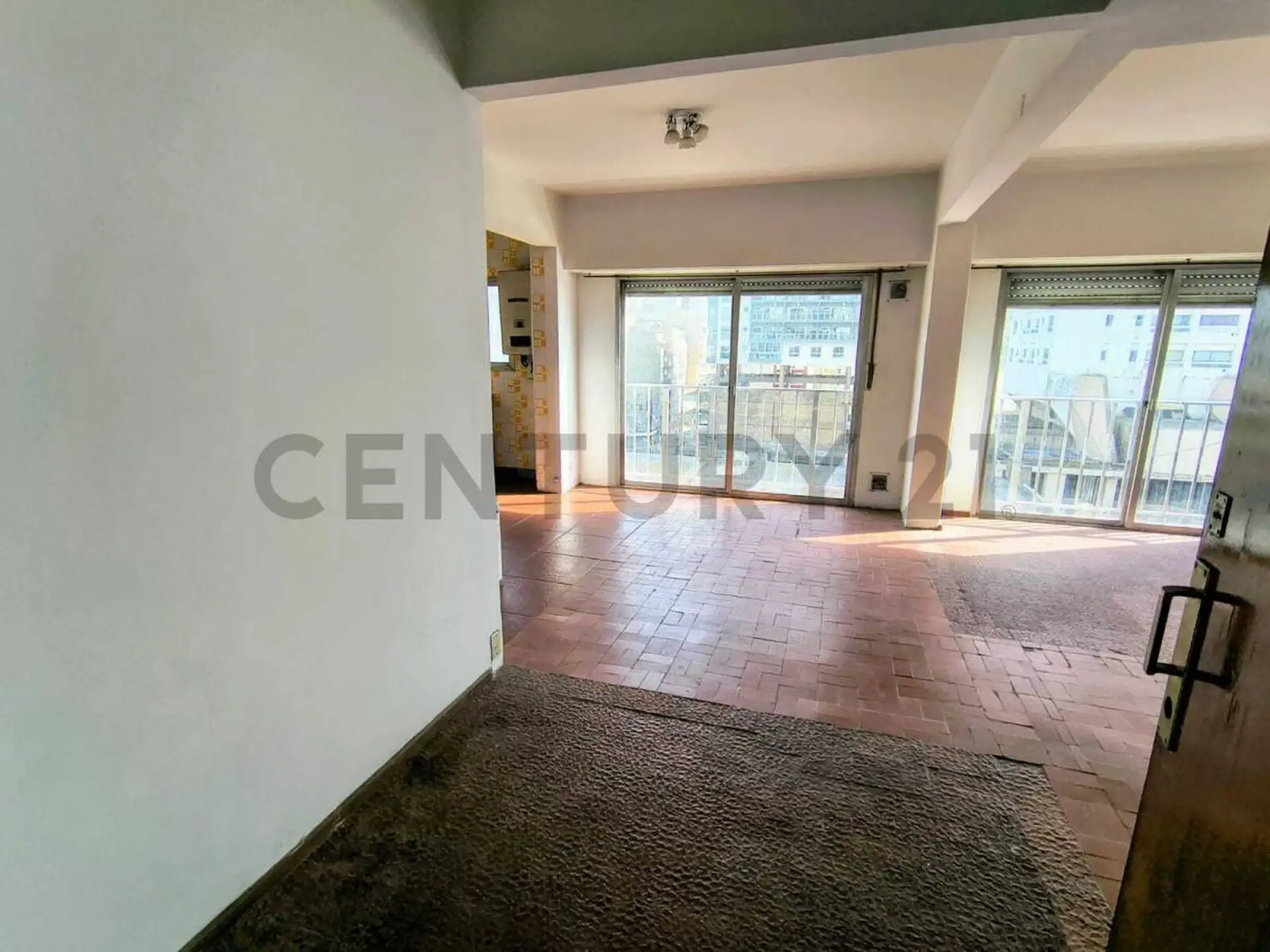 Departamento de 3 ambientes con vista al mar y cochera en pleno Centro