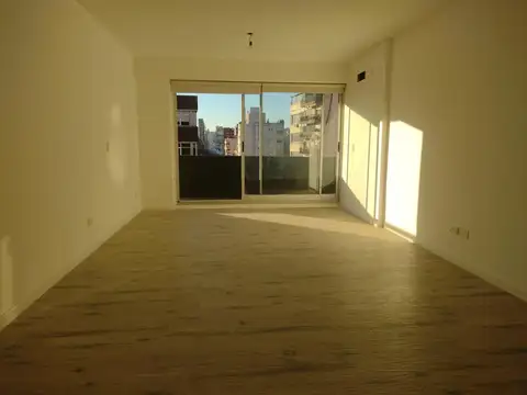 Departamento en Alquiler en San Cristóbal, $ 690.000
