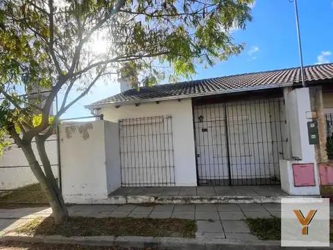 Casa en venta - 2 Dormitorios 1 Baño - Tandil