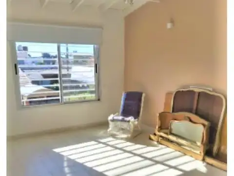 Depto Tipo Casa en Venta 15 años