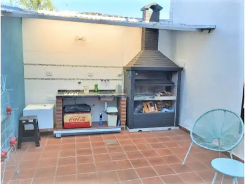 PH, CASA, DE 4 AMBIENTES AL FRENTE EN SAN JUSTO