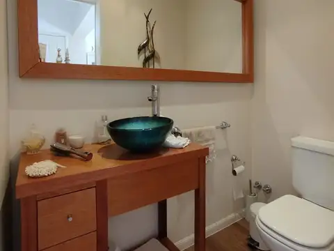 Casa en Venta en Abril Club De Campo, USD 560.000