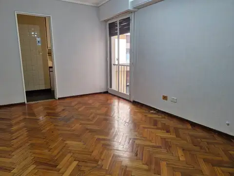 Avda. Rivadavia 3200, Piso 4