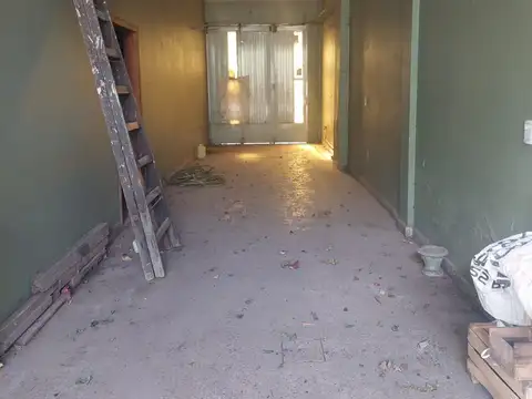 CASA EN VENTA EN VILLA MADERO CON LOCAL COMERCIAL