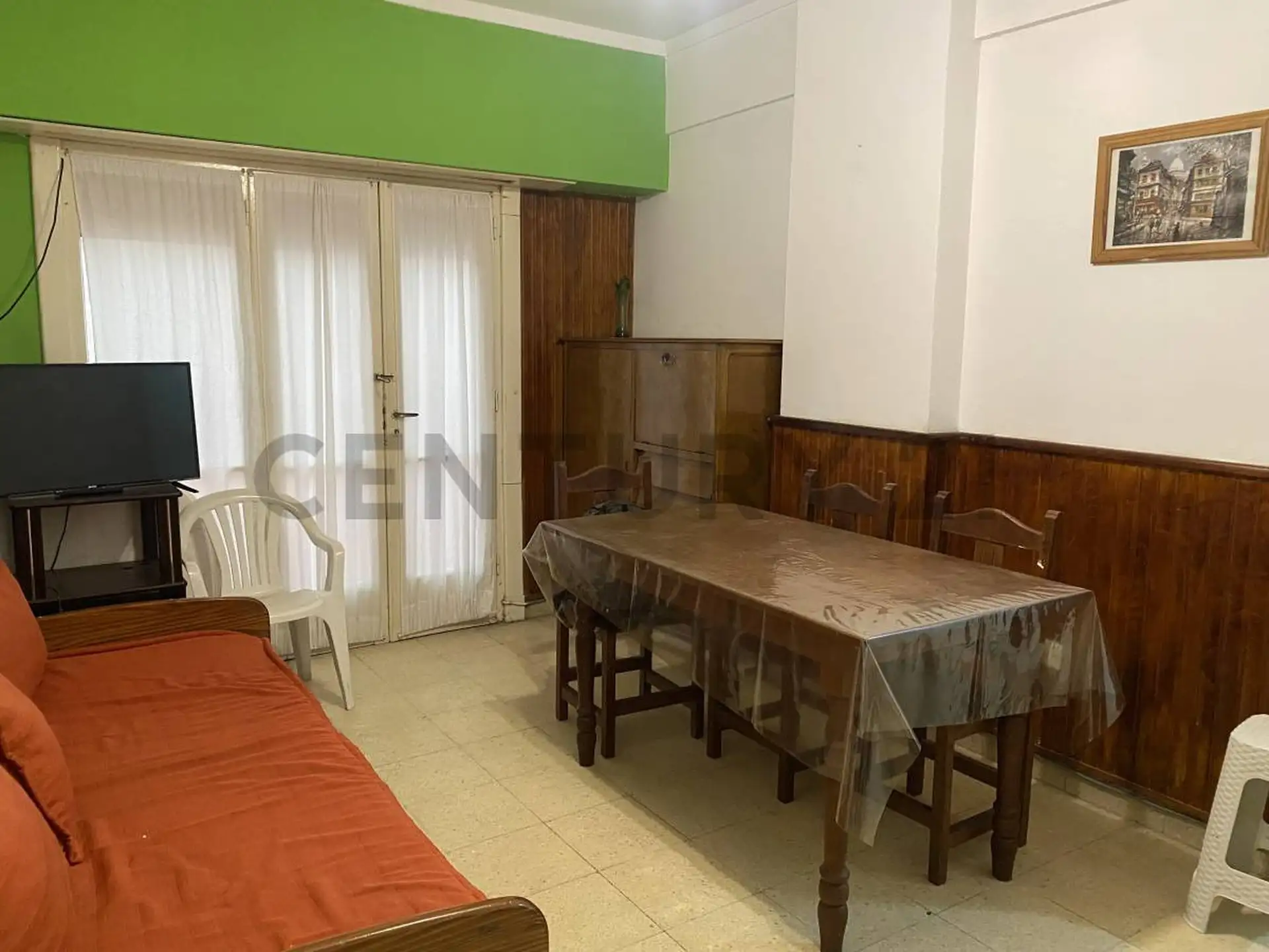 Depto 2 amb, 37.7m² con patio y parrilla — Centro