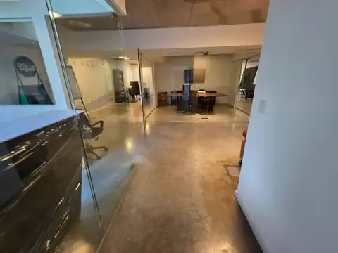 Oficina en Alquiler en Parque Patricios, USD 950