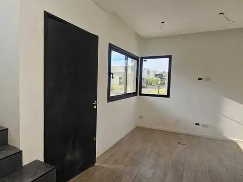 Casa  en Venta en Spring Park, Pilar, G.B.A. Zona Norte