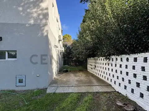 Casa en Alquiler en City Bell, $ 1.300.000