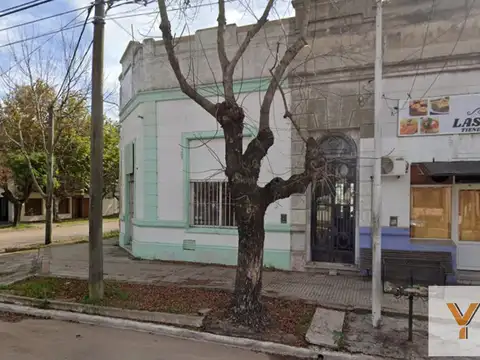 Local Comercial en venta - 8 Ambientes - Los Toldos