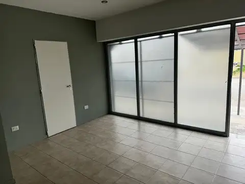 Local comercial 20 m2 con Toilette