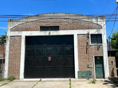 Galpon en Venta 10  mts Frente