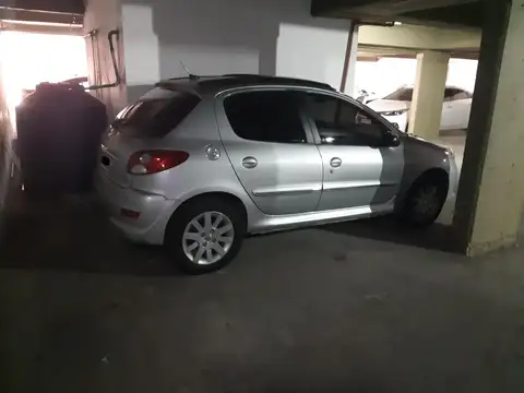 Cochera en Venta de 5  mts largo x 3  mts ancho