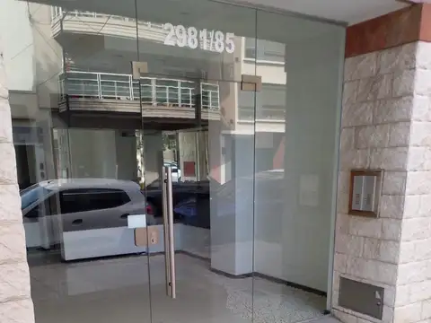 Carlos Antonio Lopez 2981 a 1 cuadra de Av Mosconi y 2 de Nazca 2 ambientes con cochera semipiso contra frente