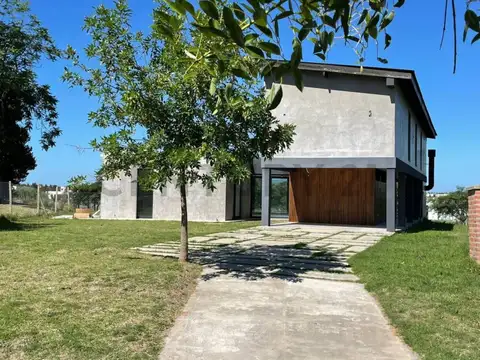 Alquiler casa 5 ambientes Lote interno  (Barrio San Matías - Escobar)