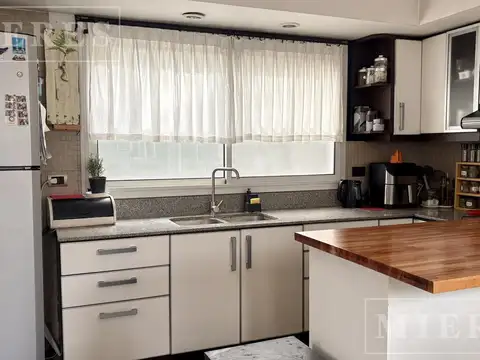 Casa en Alquiler al Este