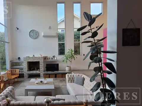 Casa en Alquiler de 5 dormitorios