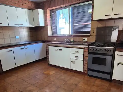 Depto Tipo Casa en Venta con 1 cocheras