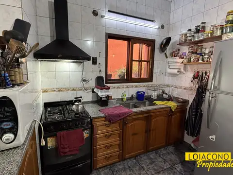 Casa multifamiliar 5amb c/fondo libre en venta - Saraza al 5200 - Loiacono Propiedades