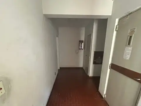 Avenida Castañares 4700