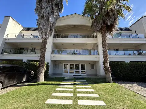 Venta de departamento en Boulevard del Sol 100