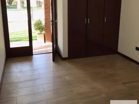 Avenida Santa Fe e/ Azcoaga y José Valdez