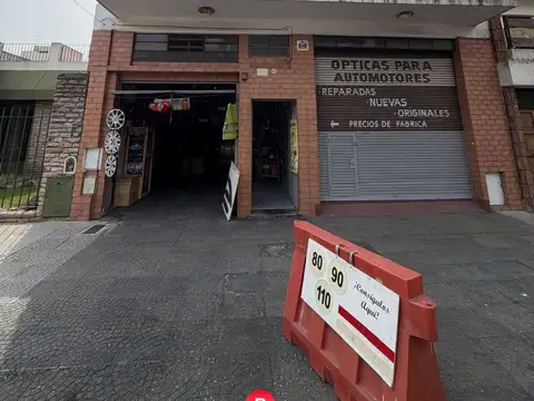 Galpon en Alquiler 415 m2 Planta Baja y Primer Piso