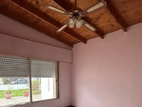 Casa en Alquiler en Punta Alta, $ 700.000