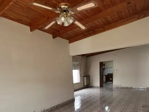 Casa en Alquiler de 3 dormitorios