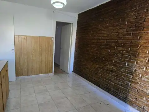 Depto Tipo Casa en Alquiler de 2 ambientes